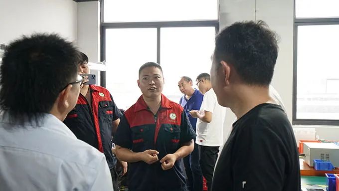 热烈祝贺「实习基地暨热传感研究联合实验室」揭牌成立！ 億彩温度传感器